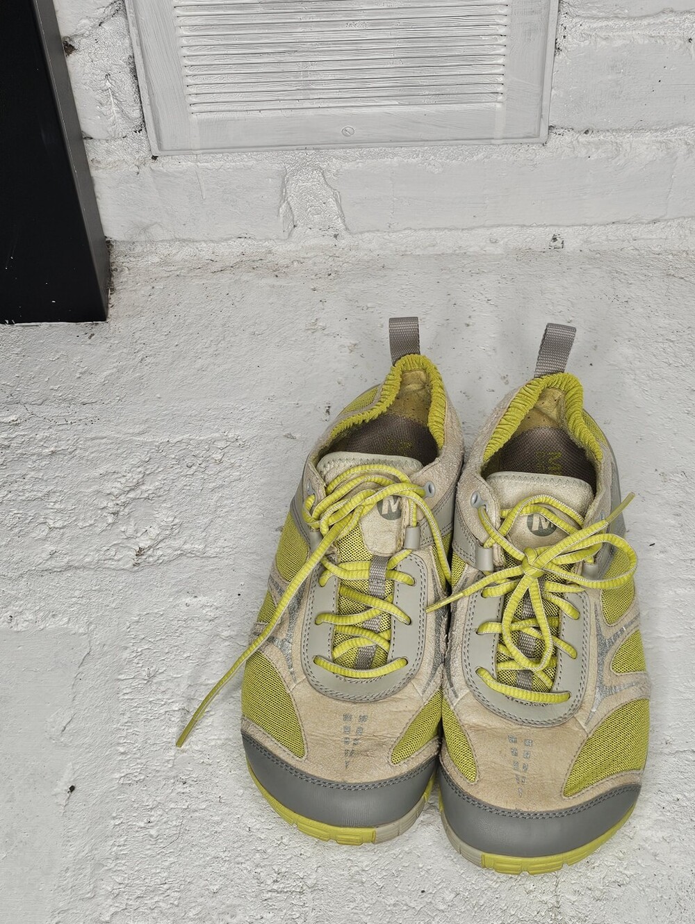 Merrell Lime Yellow and Gray Casual Lace-Ups